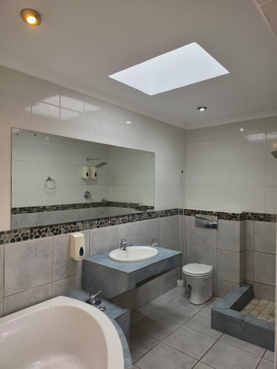 To Let 1 Bedroom Property for Rent in Plattekloof 3 Western Cape